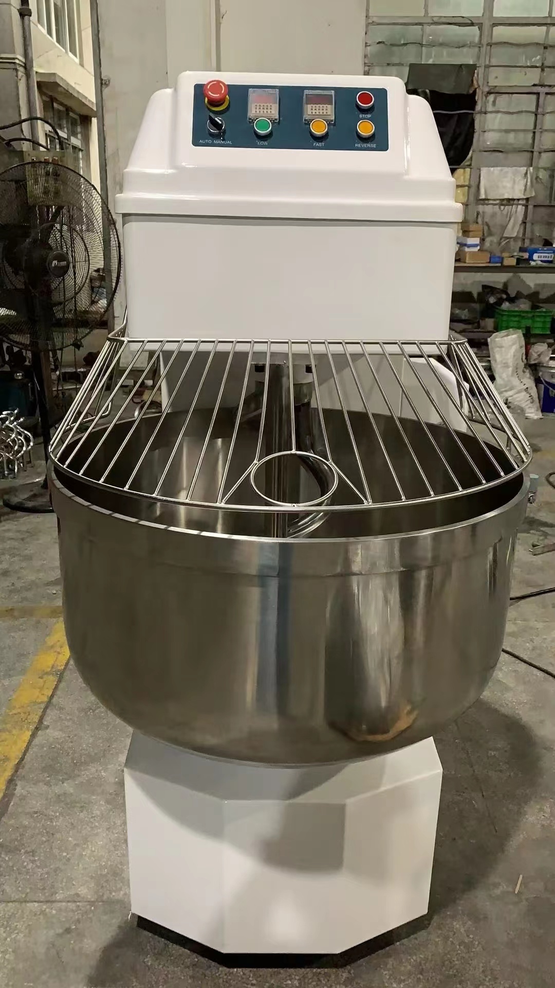 Promotion : Pétrin à spirale é - Dough Mixer Machine avis et prix